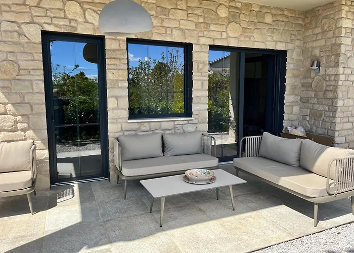 Apartament Luxury St Hedonist With Pool And Garden