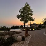 Appartement Luxury St Hedonist With Pool And Garden *