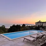 Luxury St Hedonist With Pool And Garden *