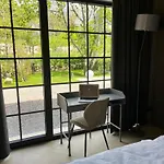 Luxury St Hedonist With Pool And Garden *