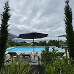 Luxury St Hedonist With Pool And Garden Appartement *