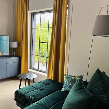 Appartement Luxury St Hedonist With Pool And Garden