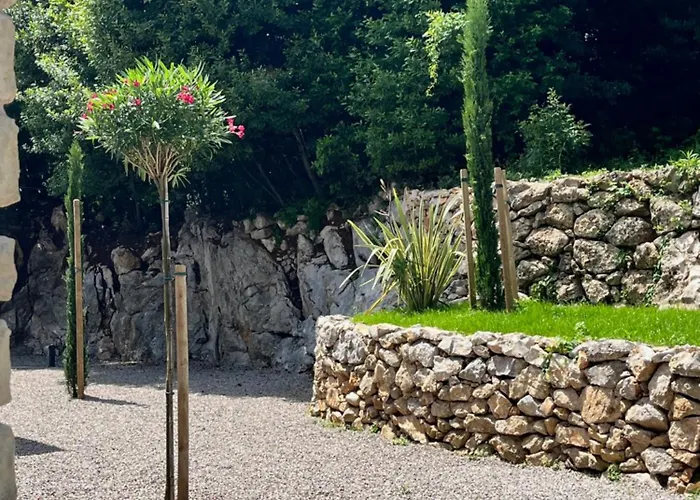 Luxury St Hedonist With Pool And Garden *
